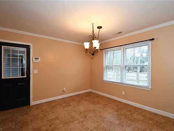 5th image of 1136 Kingswood Dr