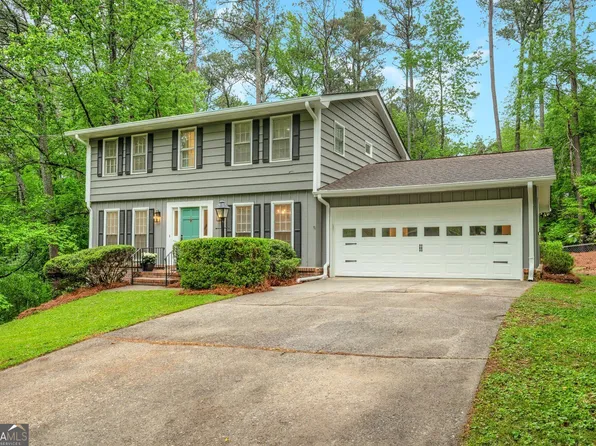 4536 Mountain Creek Dr NE, Roswell, GA 30075