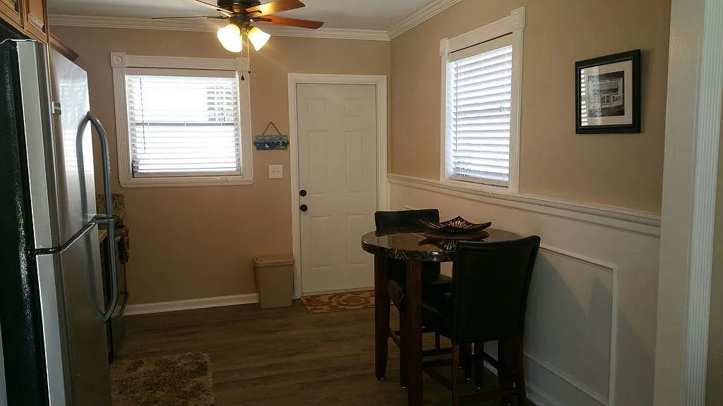3220 ne 15th st. — Photo 3