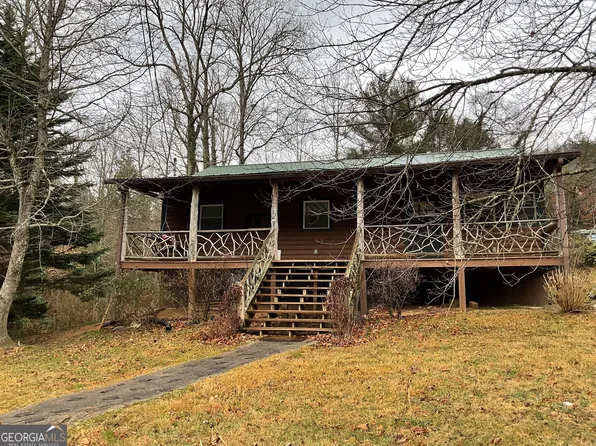 18 Charlie Mountain Rd, Clayton, GA 30525