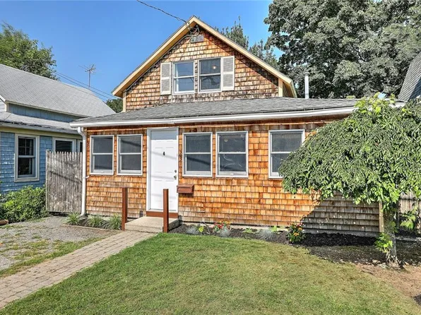 23 Blanding Ave, Barrington, RI 02806