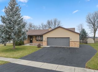 412 Royal Ave, Belvidere, IL 61008