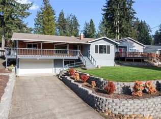 370 E Mason Lake Dr E, Grapeview, WA 98546