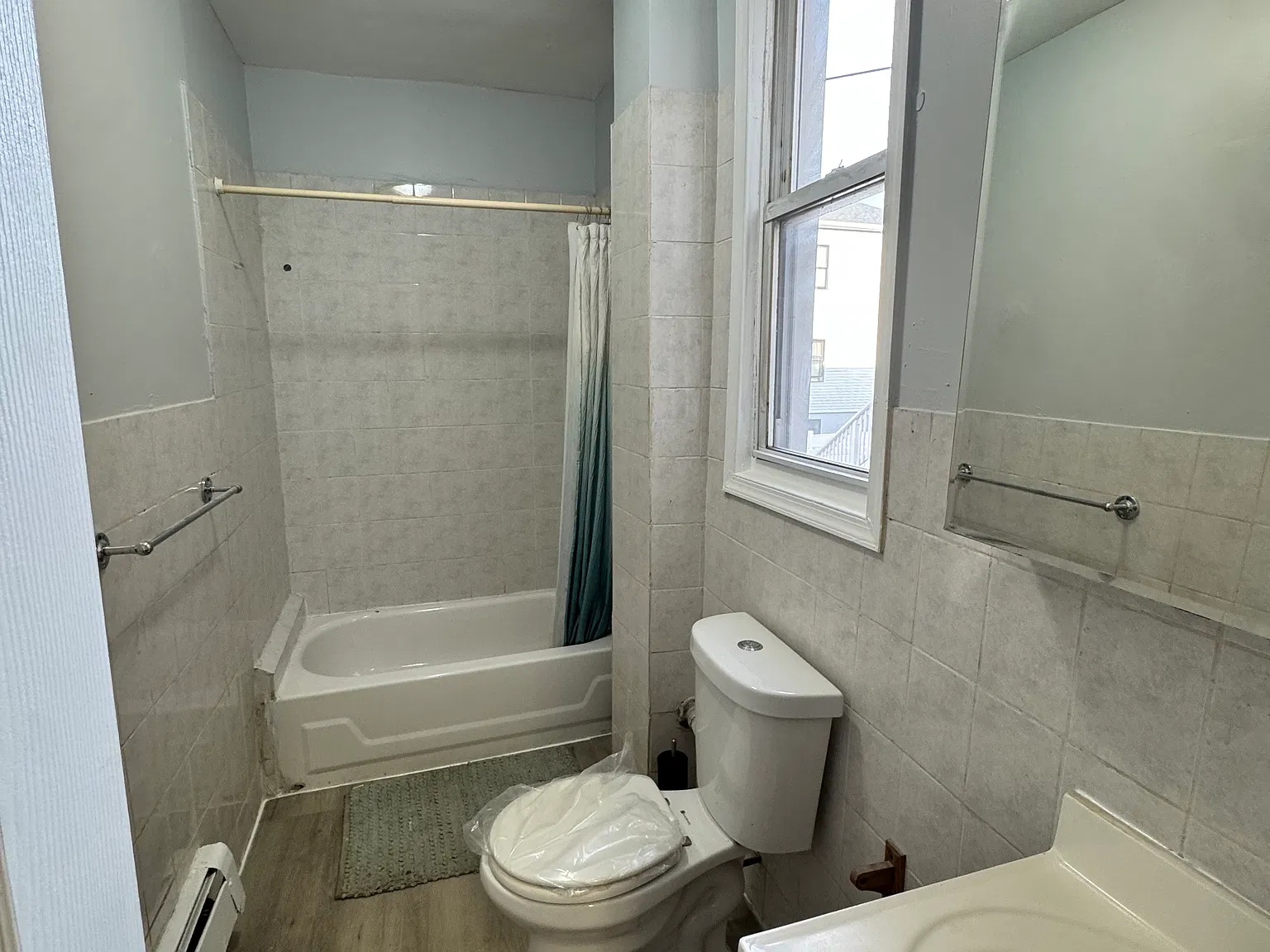 447 Avenue C — Photo 4
