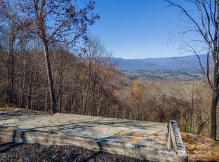 636 Shiners Rdg, Almond, NC 28702