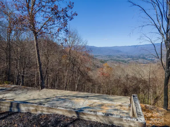 636 Shiners Rdg, Almond, NC 28702