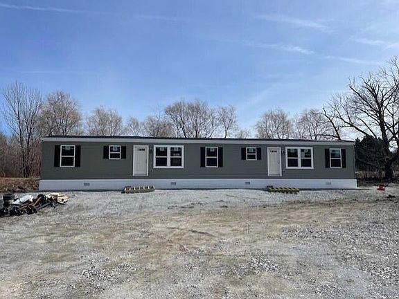 2nd image of 295 Old County Road