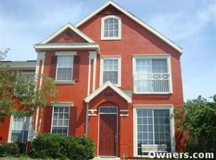 9562 Lake Chase Island Way, Tampa, FL 33626