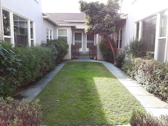 2nd image of 612 S El Camino Real APT 4