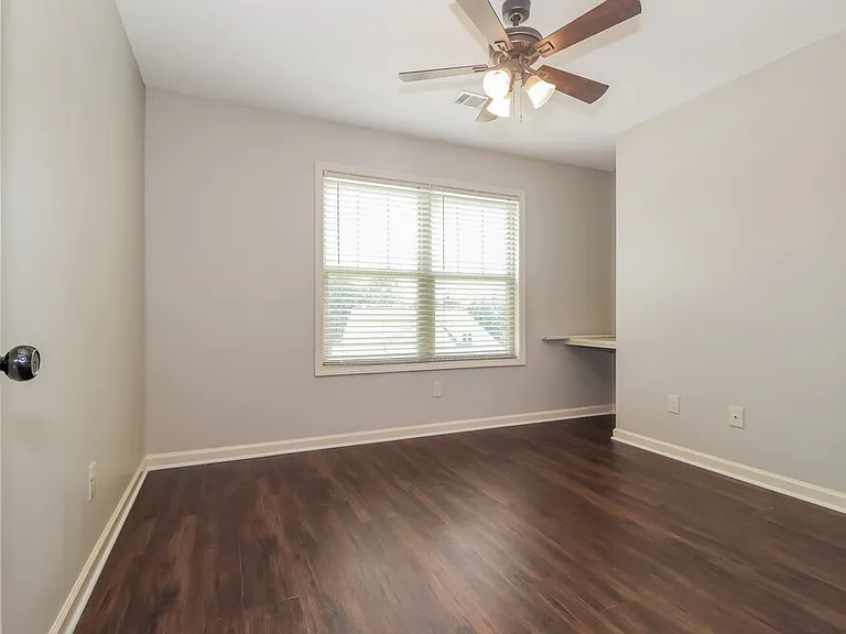 223 Comet Ct — Photo 13