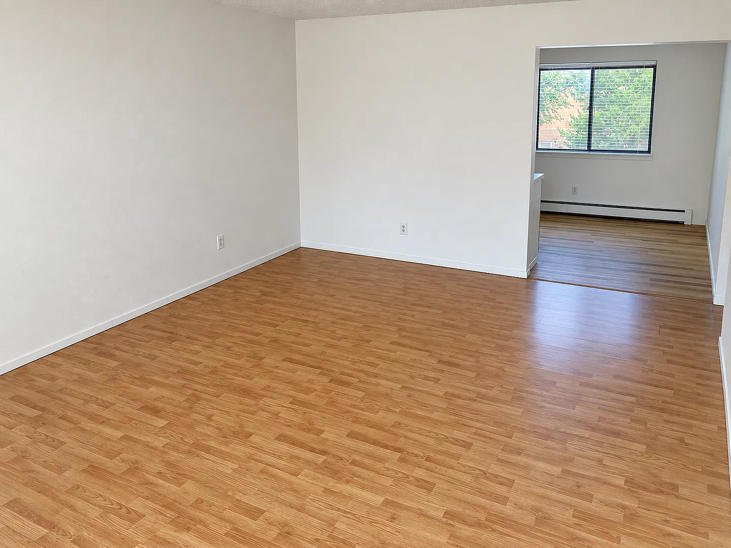 910 Iowa Ave. — Photo 3