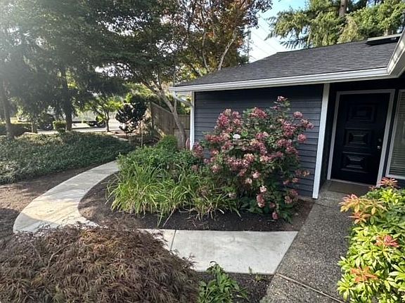 3rd image of 13200 NE 138th Pl