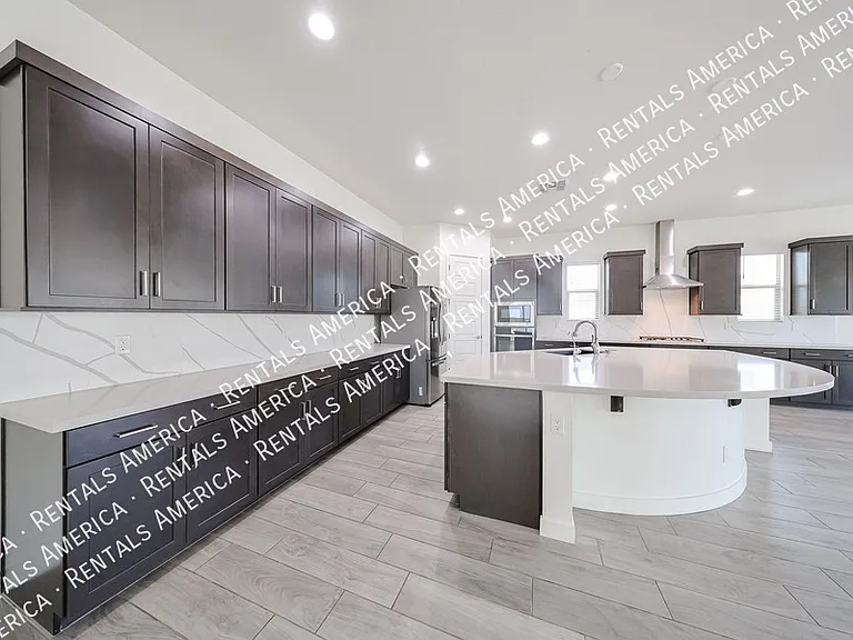 1530 E San Carlos Way — Photo 20