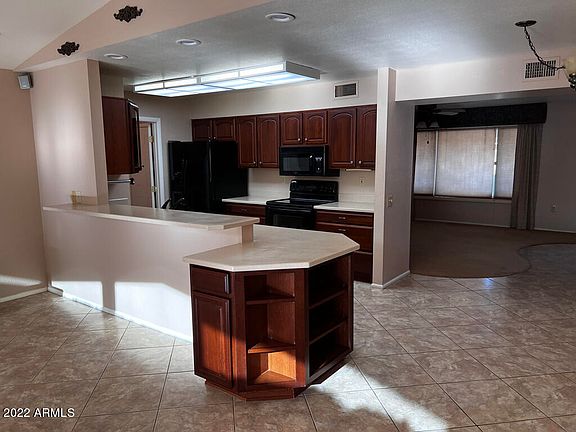 4th image of 9333 W GLEN OAKS Circle N