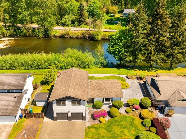 1816 Riverview Dr NE, Auburn, WA 98002