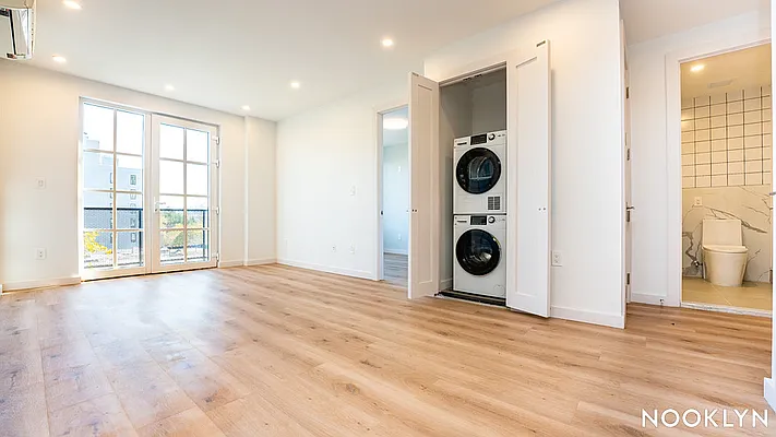 Rented by Nooklyn NYC LLC | media 12