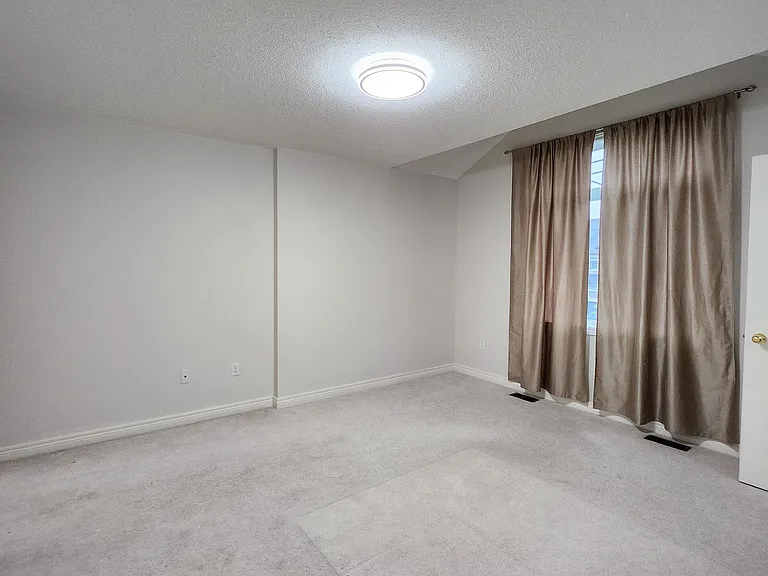 1237 Atkins Dr — Photo 18