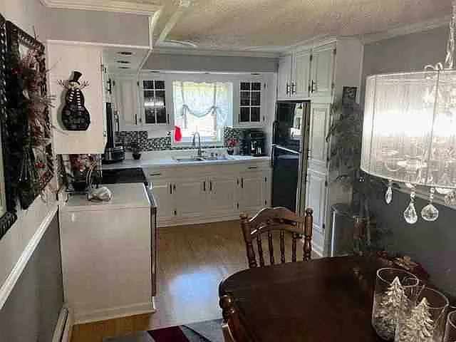 330 Old State Rd — Photo 11