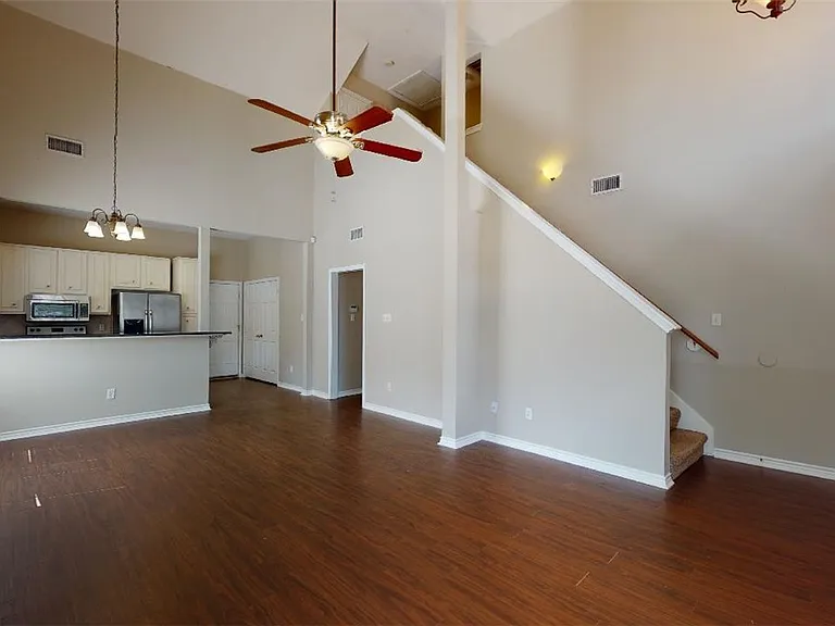 1623 Park Pl — Photo 2