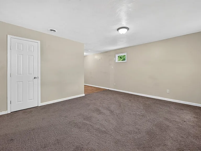 6 Amelia Dr — Photo 22