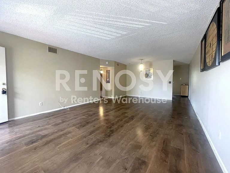 2402 Ecuadorian Way #28 — Photo 6