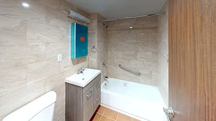 Rented by Ridgewood Capital NYC LLC