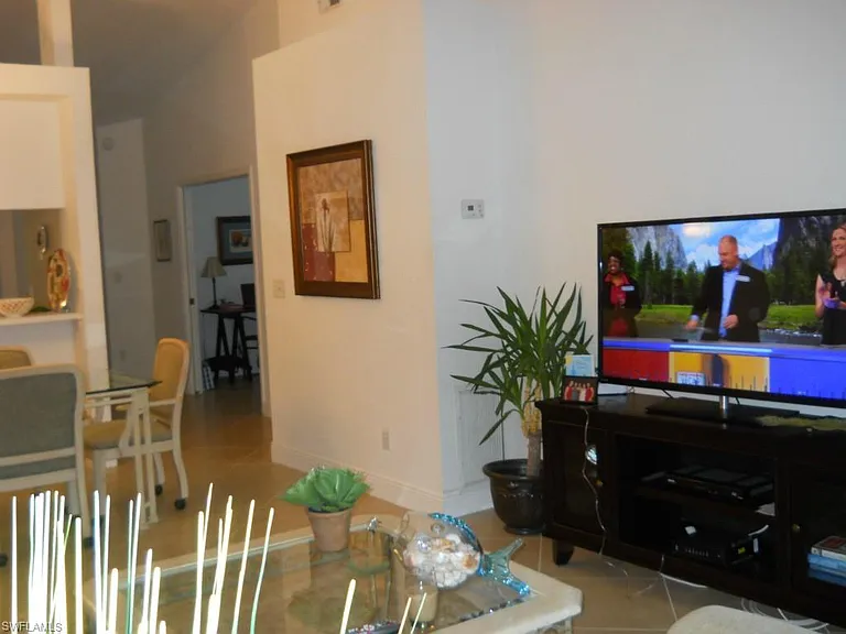 332 Bradstrom Cir #201 — Photo 6