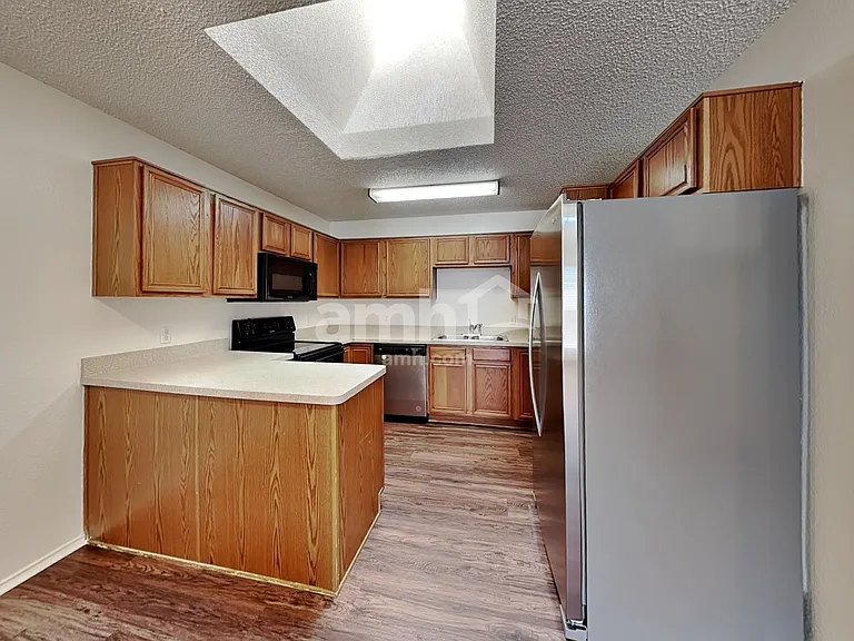 5713 Stone Meadow Ln — Photo 3