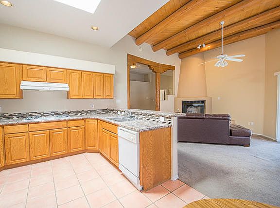 3rd image of 10008 Calabacillas Ct NW