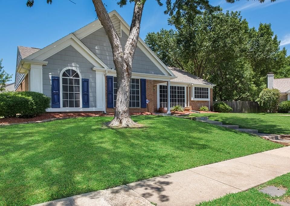 1st image of 1413 Pemberton Pl