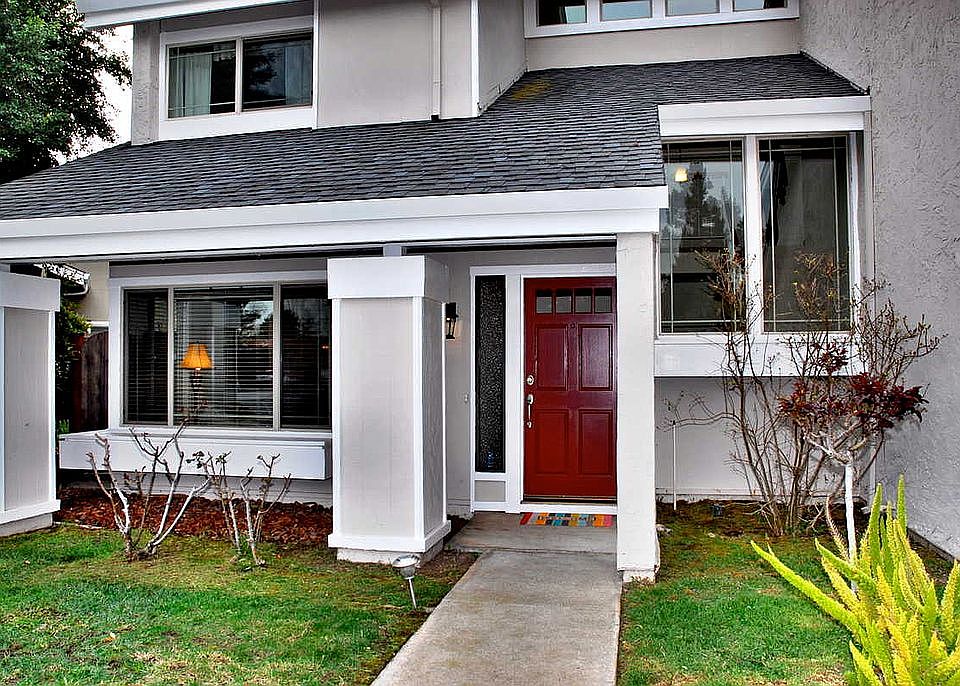 2nd image of 3997 Starview Dr