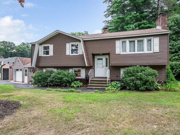 75 I St, Dracut, MA 01826