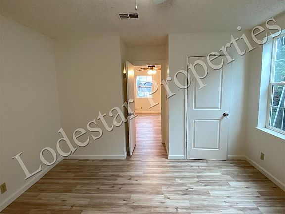 Back bedroom
