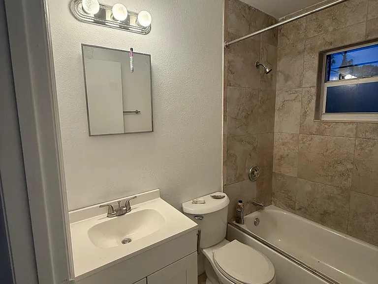 328 Camillia Ln #A — Photo 7