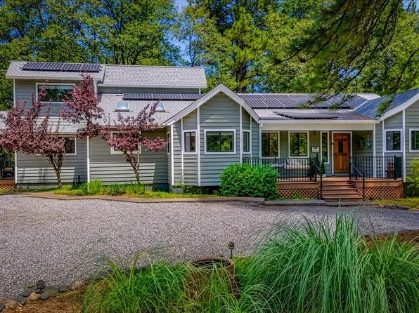 14333 Brooks Rd, Grass Valley, CA 95945