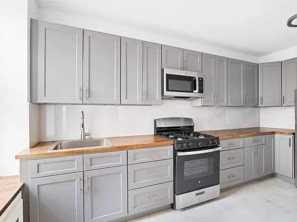 631 Academy St APT 5A, New York, NY 10034