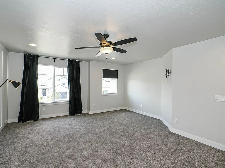 69 S Serrata Ln — Photo 37
