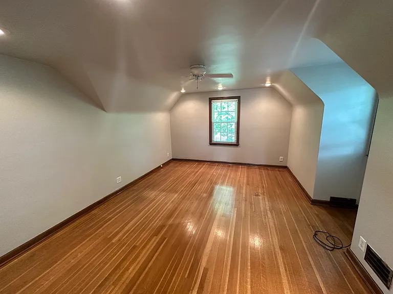 Upstairs bedroom
