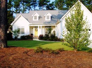 470 E Manley Ave, Southern Pines, NC 28387