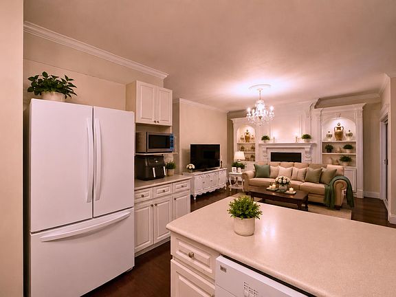 5th image of 2247 Mountain Dr