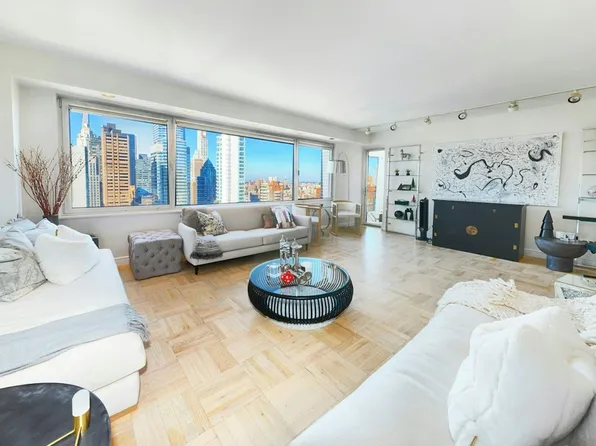 303 East 57th Street image 1 of 12