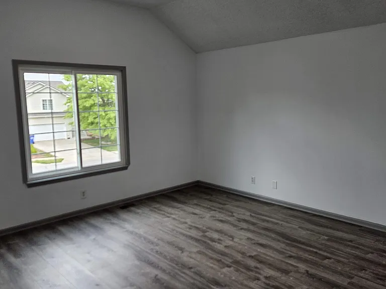 17641 W 111th Pl — Photo 21