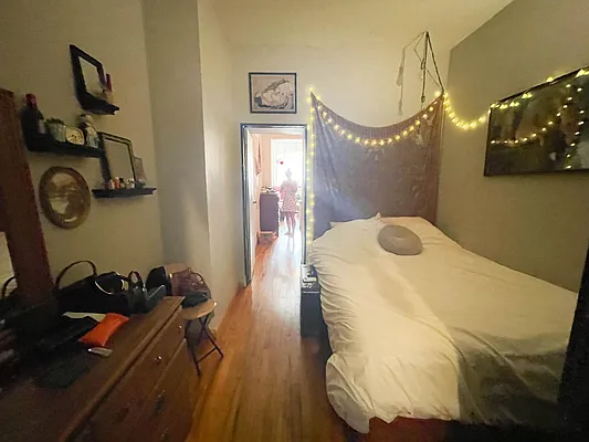 Rented by Ulas Real Estates Inc | media 17