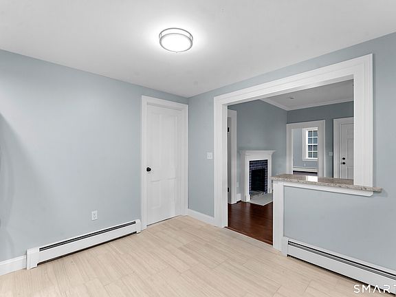 5th image of 324 Main St #1