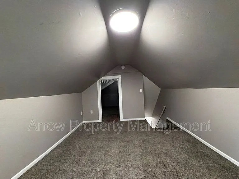 2234 Dudley St — Photo 10