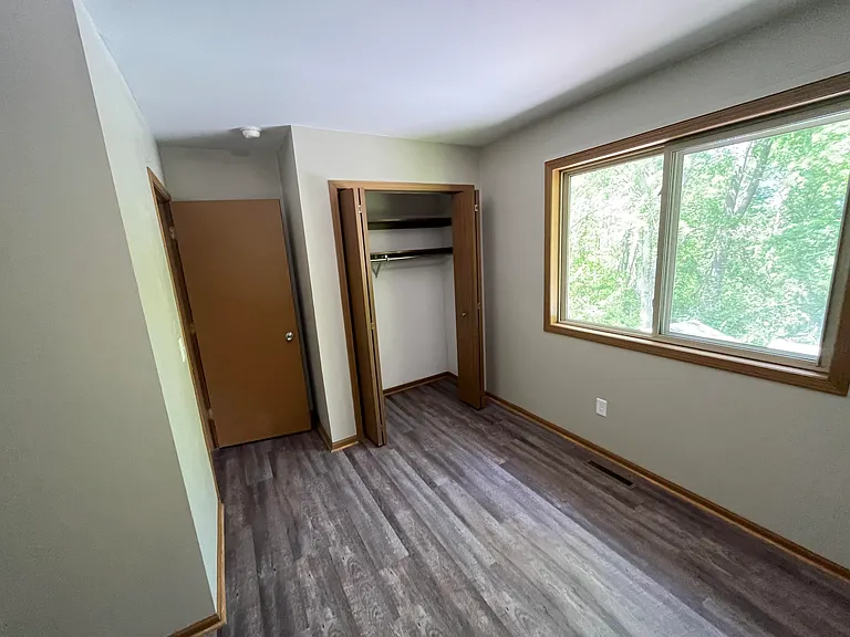 6940 Shattuck Rd — Photo 9