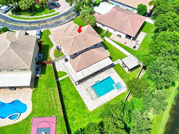 4th image of 7219 NW 23rd Street