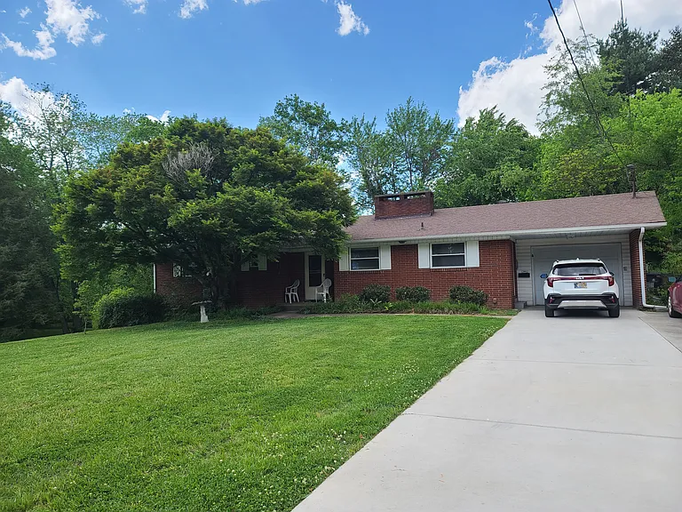 2415 Fairmont Blvd #A — Photo 24