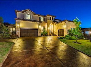 203 Barbuda Dr, Lakeway, TX 78734