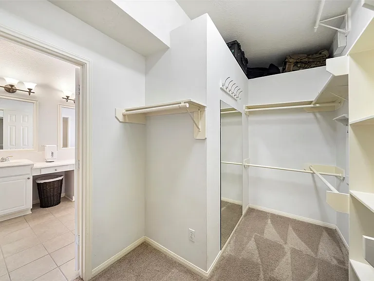158 N Whistlers Bend Cir — Photo 24
